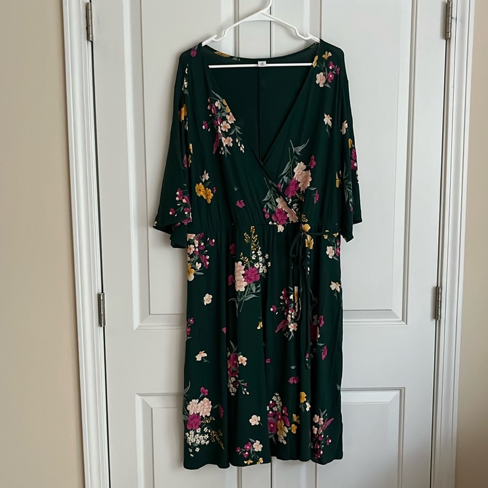Brand new dark green floral midi dress.
